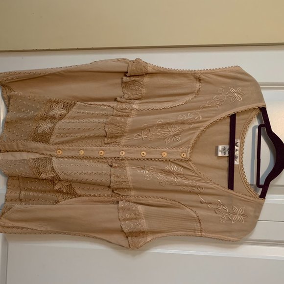 Papillon Skirt & Blouse - Picture 3 of 5